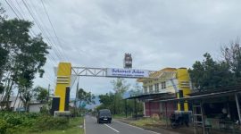 Geliat Kerajinan Sangkar Burung di Desa Dawuhan Mangli Jember, Mampu Bertahan Sejak Tahun 1955 (Sumber foto: Sigit Gita Pamuji)