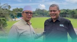 Dibareng Prof. Babun Soeharto, Mantan Menpora Sebut Stadion Bola UIN KHAS Rumputnya Bagus (Sumber: IG @Imam_Nahrawi)