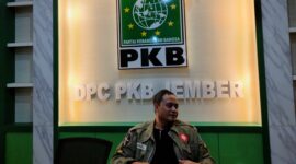 Ayub Djunaidi saat ditemui di kantor DPC PKB Jember (Sumber foto: Sigit Gita Pamuji)