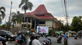 DPC PKB Jember gelar ngabuburit festival band dan bagi-bagi takjil gratis (Sumber foto: Sigit Gita Pamuji)