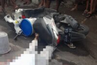 Pemotor yang gagal mendahului truk (Sumber foto: istimewa)