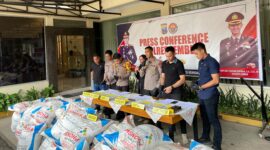 Acara konferensi pers di Mapolres Jember (Sumber foto: Sigit Gita Pamuji)