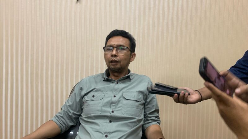 Ketua Fraksi DPRD Jember Edi Cahyo Purnomo saat dikonfirmasi (Sumber foto: Sigit Gita Pamuji)