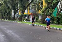 Asyik! Masyarakat Jember Ngabuburit Sambil Joging di Kampus UNEJ (Sumber foto: Sigit Gita Pamuji)