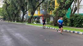 Asyik! Masyarakat Jember Ngabuburit Sambil Joging di Kampus UNEJ (Sumber foto: Sigit Gita Pamuji)