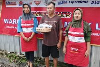 Istimewa! Warteg Gratis Alfamart Hadirkan 54.000 Paket Berbuka untuk Kaum Duafa di 36 Kota (Sumber foto: Istimewa)
