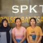 Perempuan yang rekayasa jadi korban begal memberikan klarifikasi di Polsek Bangsalsari (Sumber foto: Istimewa)