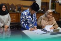 Gambar Diteken! DPRD Banyuwangi dan Bupati Ipuk Fiestiandani Tandatangani Perubahan KUA-PPAS APBD Tahun 2025 (Sumber: Istimewa)
