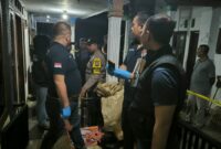 Polisi saat melakukan olah TKP (Sumber foto: Polsek Umbulsari)