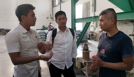 Satgas Pangan Unit Tipidter Polres Jember Sidak Pasar dan Gudang Beras