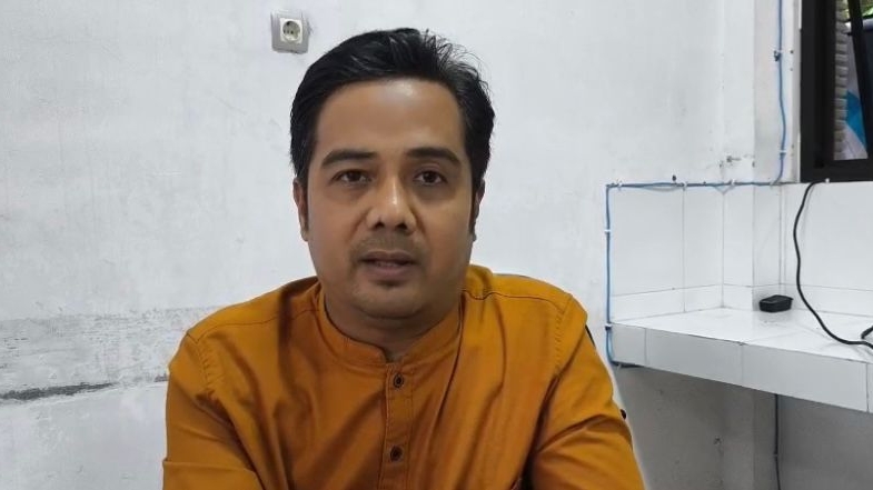 Akademisi UIN KHAS Jember, Ahmad Winarno saat dikonfirmasi (Sumber foto: Sigit)