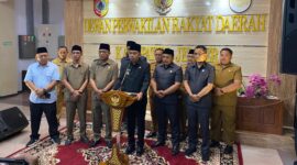 Bupati Jember saat memaparkan Surat Edaran (Sumber foto: Sigit)