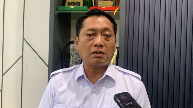 Ketua DPRD Jember Ahmad Halim saat dikonfirmasi (Sumber foto: Sigit)