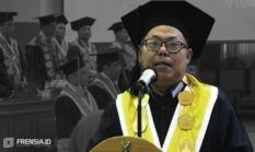 Kukuhkan Empat Guru Besar, Rektor UIN KHAS Jember Ungkap Transformasi dan Watak Seorang Guru Besar