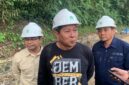Anggota Komisi C DPRD Jember Agung Budiman (tengah) dan David Handoko Seto (Sebelah kiri). (Sumber foto: Sigit)