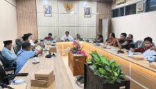 Rapat Komisi B DPRD Kabupaten Jember (Foto: Sigit)