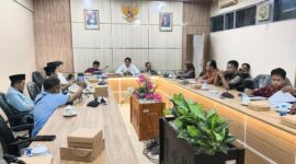 Rapat Komisi B DPRD Kabupaten Jember (Foto: Sigit)