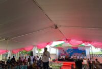 Bupati Jember saat menemui para siswa di Kencong (Foto: Frensia/Sigit)