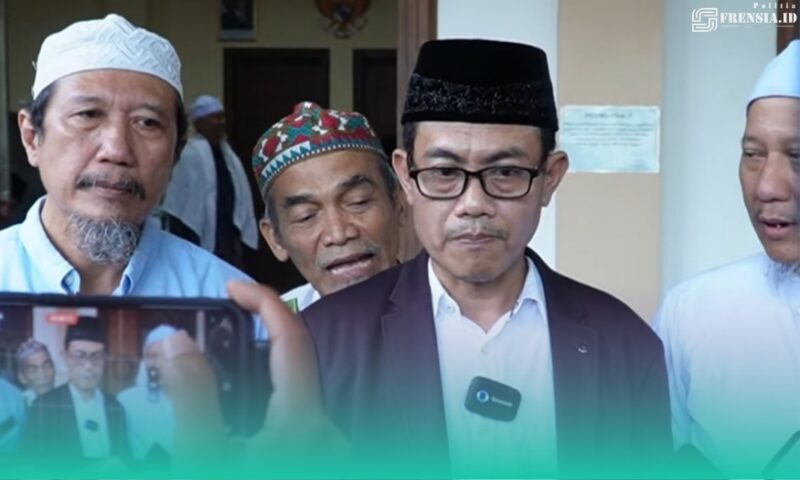 Gambar Akhirnya, Gus Yahya dan Rois Am Islah! Titik Damai Konflik NU (Sumber: NUonline)