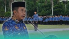 Gambar Bupati Bondowoso Kukuhkan 4.502 PPPK Paruh Waktu, Tekankan Etos Kerja dan Integritas ASN (Sumber: Istimewa)