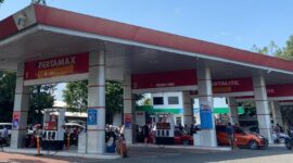 Suasana di salah satu SPBU Jember. (Foto: Frensia/Sigit)