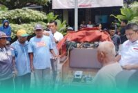 Suasana saat proses pendataan calon penerima sepeda listrik (Foto: istimewa).