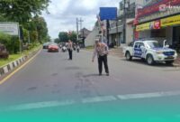 Polisi saat melakukan olah TKP. (Foto: Istimewa).