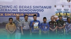 Bupati Bondowoso, Abdul Hamid Wahid, saat acara Launching Beras Sintanur Lembah Raung Bondowoso. (Foto: Istimewa).