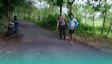 Polisi saat melakukan olah TKP. (Foto: Istimewa)