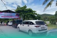 Suasana kendaraan di tiket masuk wisata Papuma-Watu Ulo. (Foto: Frensia/Sigit).