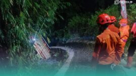 Jembatan Penghubung Ambrol Gegara Hujan Lebat. (Foto: Istimewa). 