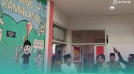 Bupati Jember, Muhammad Fawait, saat kunjungan di Puskesmas Ajung pada Selasa, 10 Maret 2026. (Foto: Fadli/Frensia). 