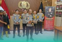Konferensi pers Kapolda Jatim terkait lanjutan kasus ledakan di masjid Raya Pesona , Patrang, Jember. (Foto: Sigit/Frensia). 