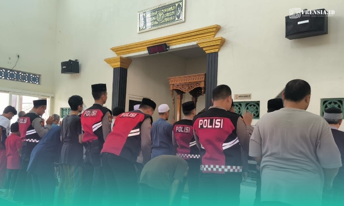 Kondisi masjid Raya Pesona di Kecamatan Patrang, pasca garis polisi (polisi line) di buka. (Foto: Sigit/Frensia). 