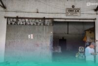 Tampak depan Usaha Dagang (UD) Sumber Alam, milik Hendry Angka Wijaya di Desa Pancakarya, Kecamatan Ajung. (Foto: Fadli/Frensia).