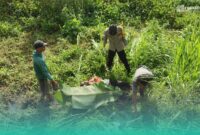 Saat evakuasi pemancing yang tewas di sungai (Foto: Istimewa). 