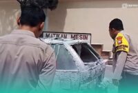 Polisi saat olah Tempat Kejadian Perkara (TKP) (Foto: Istimewa).