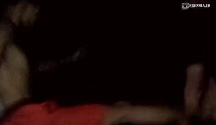 Tangkapan layar saat korban dianiaya pelaku (Foto: Istimewa).