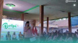 Bupati Jember, Gus Muhammad Fawait, saat menghadiri acara Bunga Desaku di Balai Desa Lampeji, Kecamatan Mumbulsari. (Foto: Istimewa). 