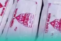 Tempe milik Miftahul Huda, perajin tempe dari Desa Kaliwining, Kecamatan Rambipuji, Jember (Foto: Fadli/Frensia). 