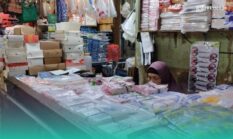 Pedagang di Pasar Tanjung Jember Keluhkan Daya Beli saat Harga Plastik Naik