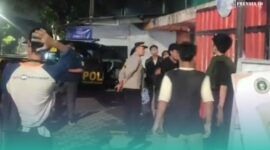 Pihak kepolisian saat mengecek lokasi kejadian (Foto: Istimewa). 