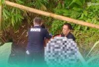 Remaja yang bunuh diri saat dievakuasi di tempat kejadian (Foto: Istimewa). 