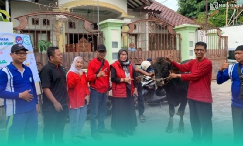 Gambar DPC PDI Perjuangan Banyuwangi Juga Serahkan Hewan Kurban Ke Panti Asuhan Mutiara Insan (Sumber: Istimewa)