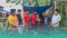 Gambar DPC PDI Perjuangan Banyuwangi Serahkan Hewan Kurban ke Ponpes (Sumber: Istimewa)