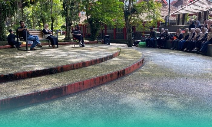 Suasana Diskusi Publik bertema: Bayang-bayang TPPO di Dalam Kampus, Modus Baru TPPO Berkedok Magang (Foto: Fadli/Frensia).