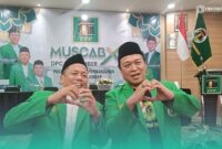 Ketua Tim Muscab DPW PPP Jawa Timur, H. Nur Hasan dan Ketua DPC PPP Kabupaten Jember, Gus Mamak (Foto: Fadli/Frensia). 