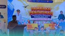 Kepala Dinas Pendidikan Jember, Arief Tjahyono, saat sambutan di Pameran Pendidikan (Foto: Istimewa). 