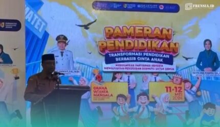 Kepala Dinas Pendidikan Jember, Arief Tjahyono, saat sambutan di Pameran Pendidikan (Foto: Istimewa).