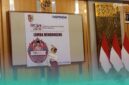 Salah satu peserta dalam penampilan lomba mendongeng di Aula Graha Wiyata Mandala Dispendik Jember (Foto: Fadli/Frensia). 